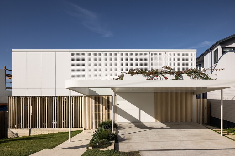 Casa C / Adriano Pupilli Architects - изображение 1 из 18
