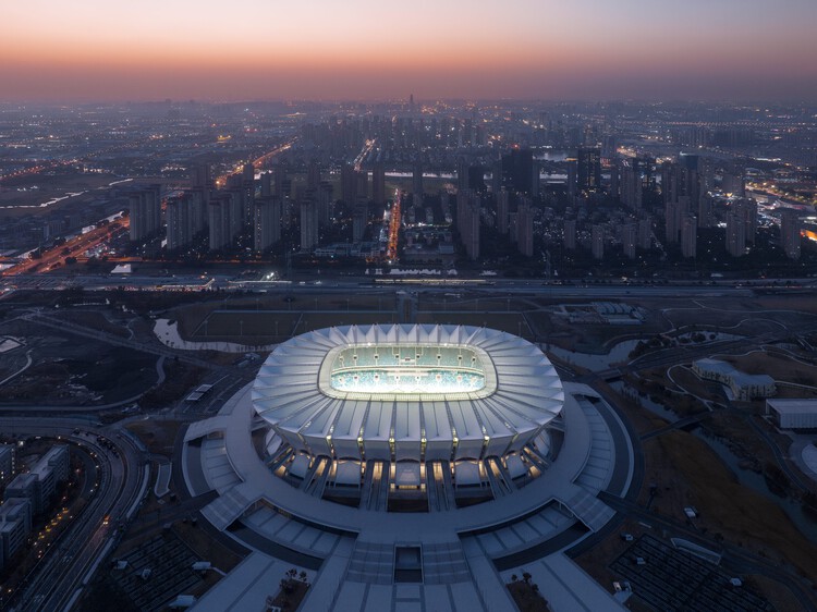 Куншан Олимпийский спортивный центр / GMP Architects - изображение 1 из 14