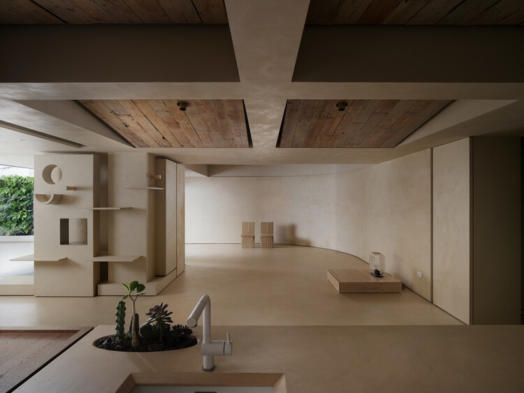 Новая резиденция путешествия / Wei Yi International Design Associates - Интерьерная фотография, древесина, освещение, луч