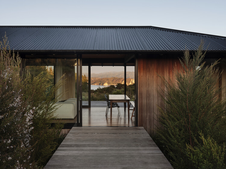 Popadich House / Davor Popadich Architects - изображение 1 из 37