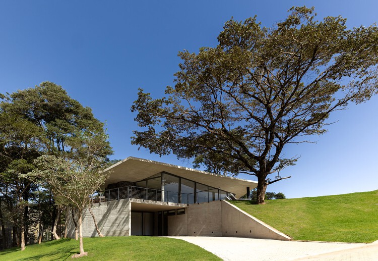 Seriema House / Tetro arquitetura - внешняя фотография, лестница