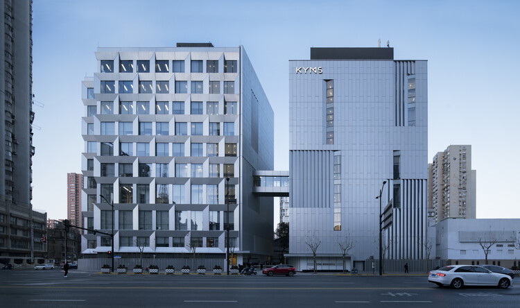 Технологический центр KYMS / Atelier Archmixing - Внешняя фотография, фасад, стекло