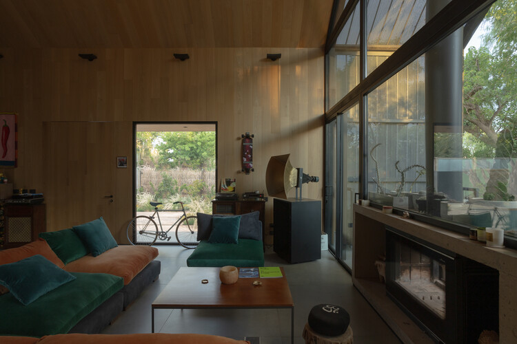 Arrow House / Mora Hughes Arquitectos - изображение 16 из 25