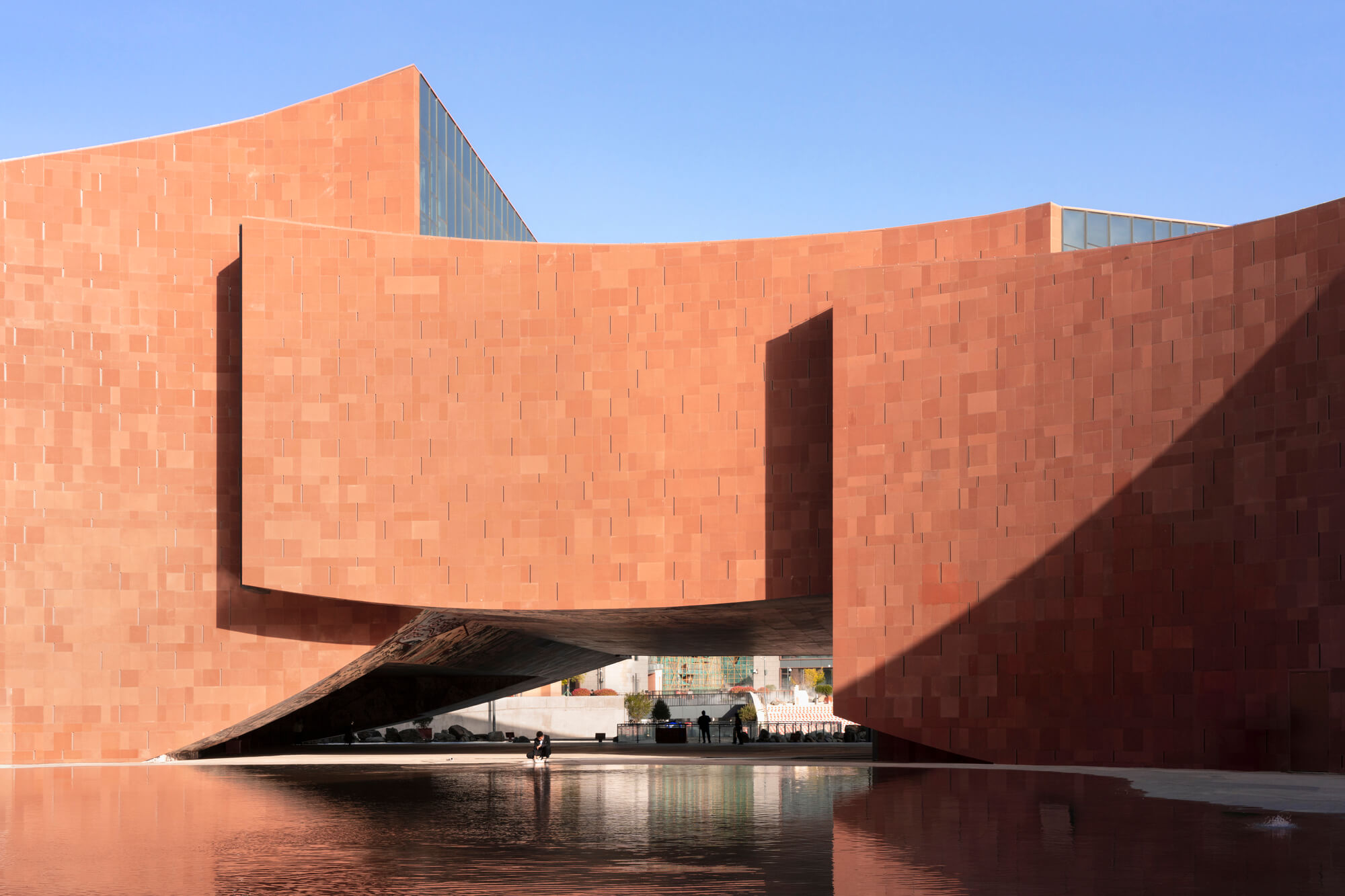 Maiji Mountain Vitor Center / ZXD Architects + Biad