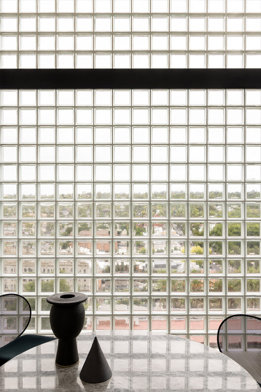 Newburgh Light House / Splinter Society - Интерьерная фотография, стекло