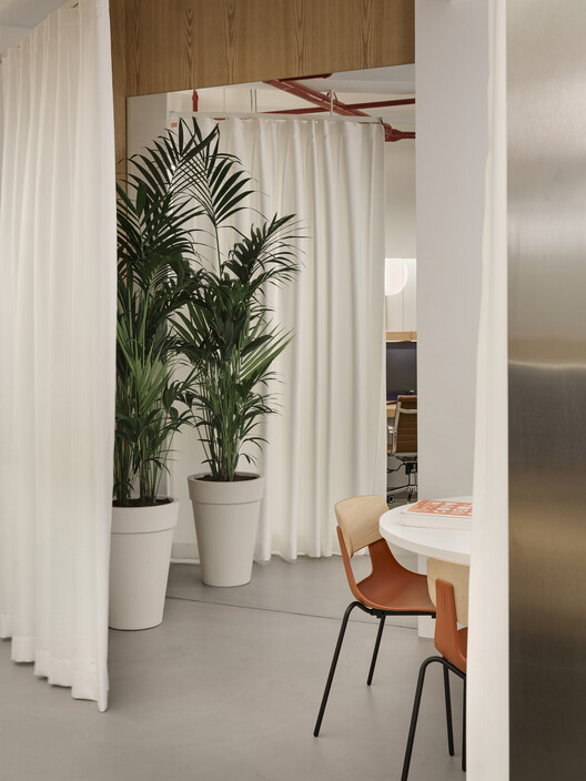 Remy global Office Interior / Kat73 - Интерьерная фотография, освещение