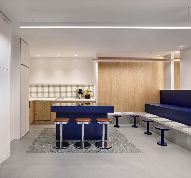 REMY Global Office Interior / Kat73 - изображение 4 из 29