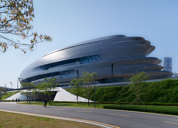 Архитекторы Zaha Hadid завершают Музей науки и технологий Шэньчжэнь - изображение 4 из 18