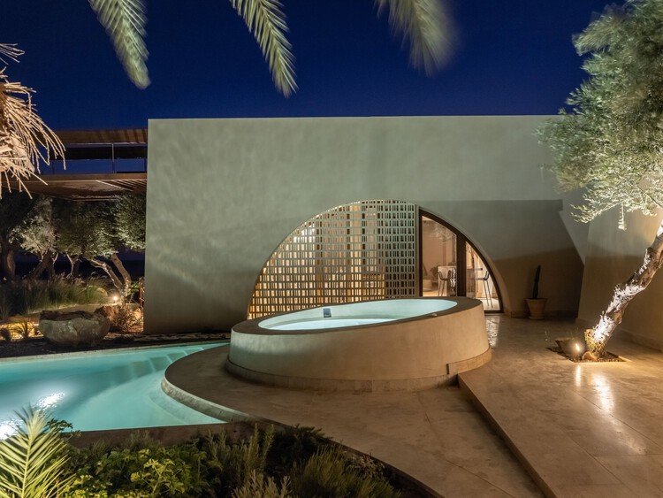 Echo of the Sea Holiday Home / Entopos Architects - изображение 7 из 24