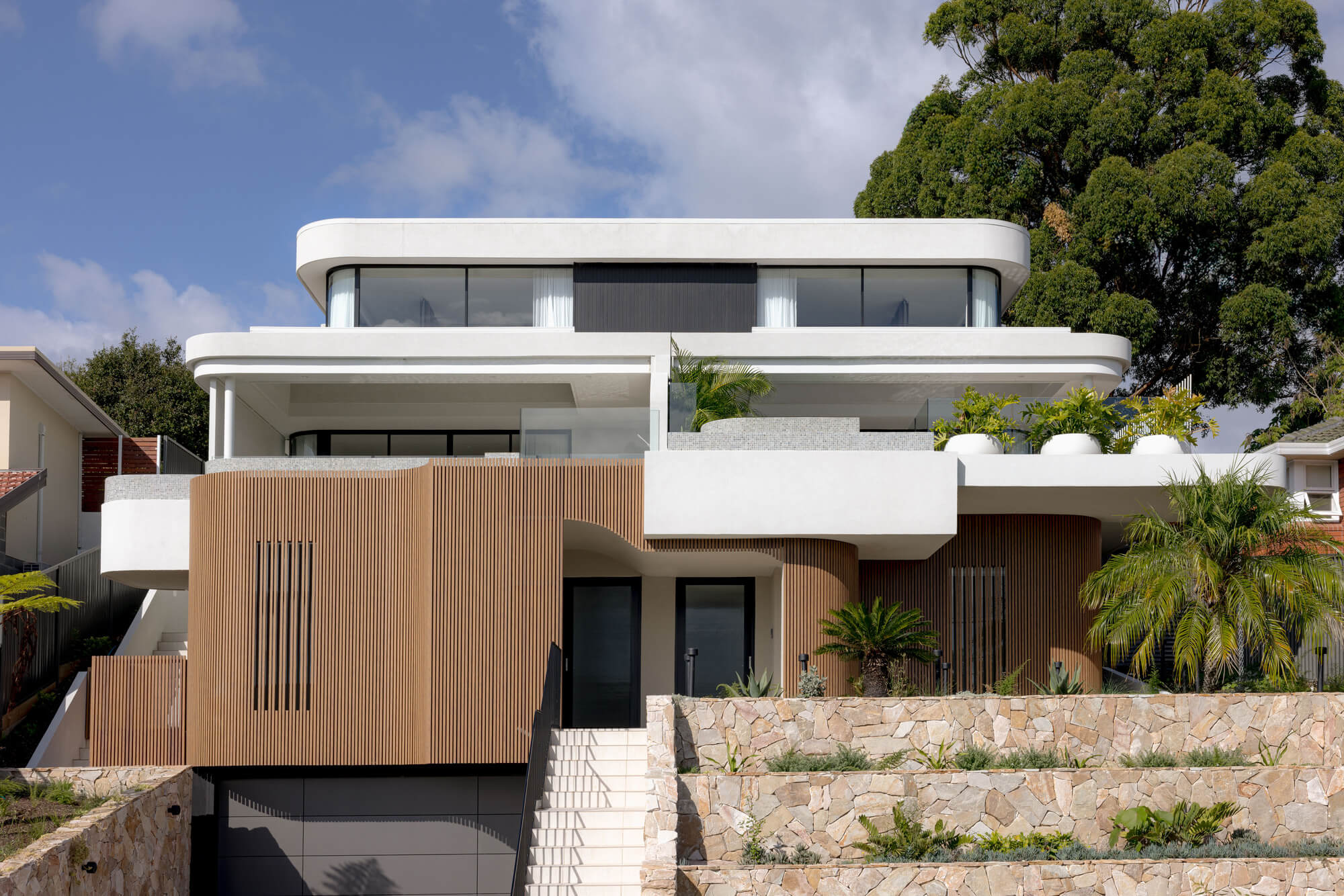 Flying Fox House / George Banks Architecture