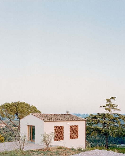 Fienile N Barn Restoration / Fontego Architettura - внешняя фотография