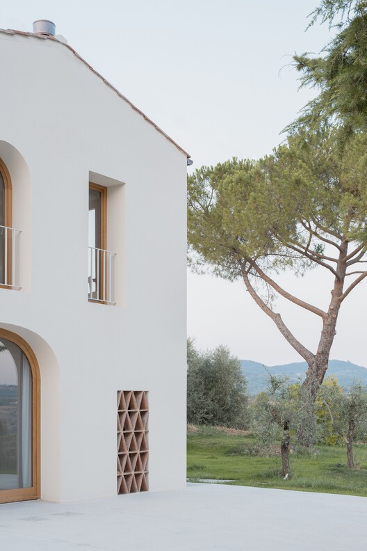 Fienile N Barn Restoration / Fontego Architettura - внешняя фотография
