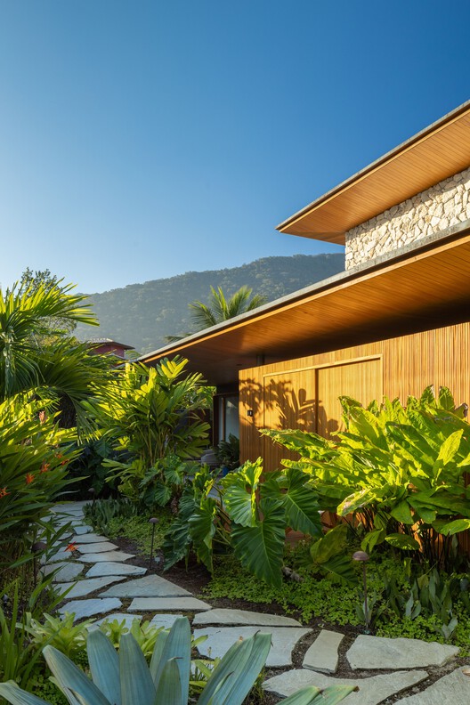 MMB Residence / Pitta arquitetura - внешняя фотография