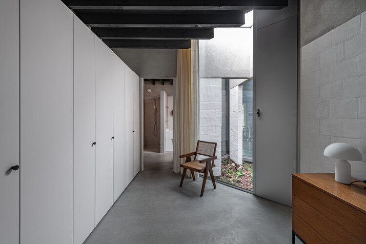 45 ° Grid House / objekt Architecten - Interior Photography, Concrete