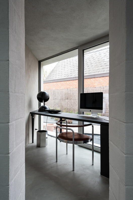 45 ° Grid House / objekt Architecten - Интерьерная фотография, стул