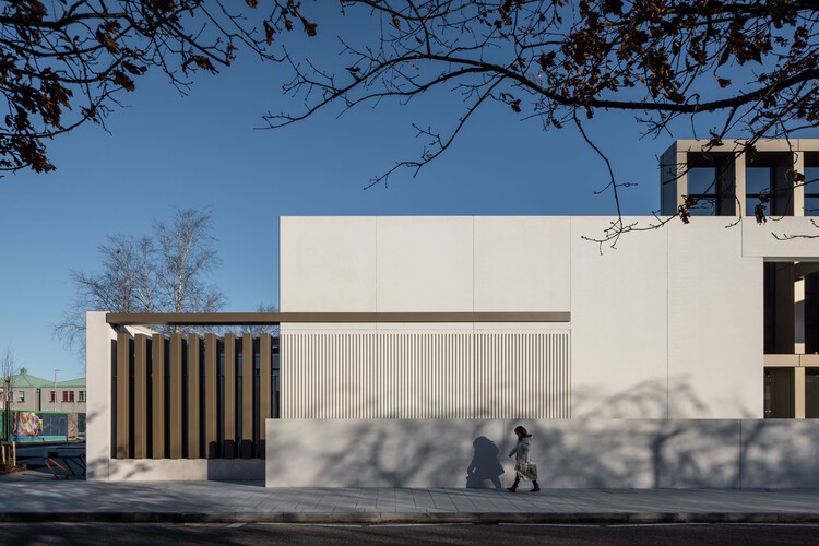 Библиотека Девалеры и галерея Suil / Keith Williams Architects - изображение 8 из 43