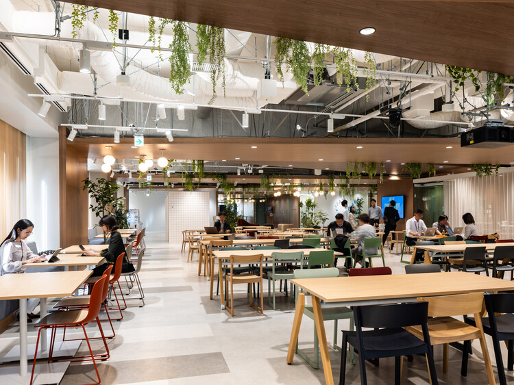 Morinaga Shibaura Building / Takeka Corporation - Интерьерная фотография, столовая, стул, стол