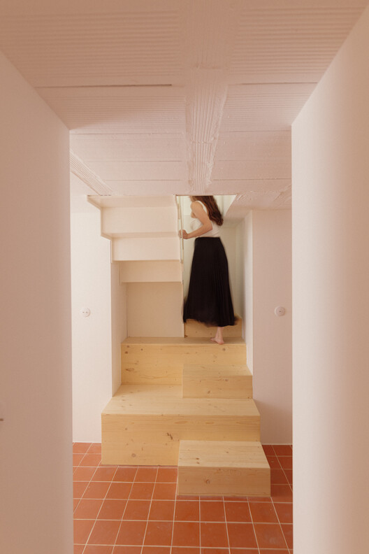 Studio Sirach / Symbiose Interior Architecture & Design - Интерьерная фотография, шкаф, дерево, лестница