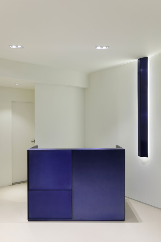 Pavone / Design Studio Maoom - Interior Photography