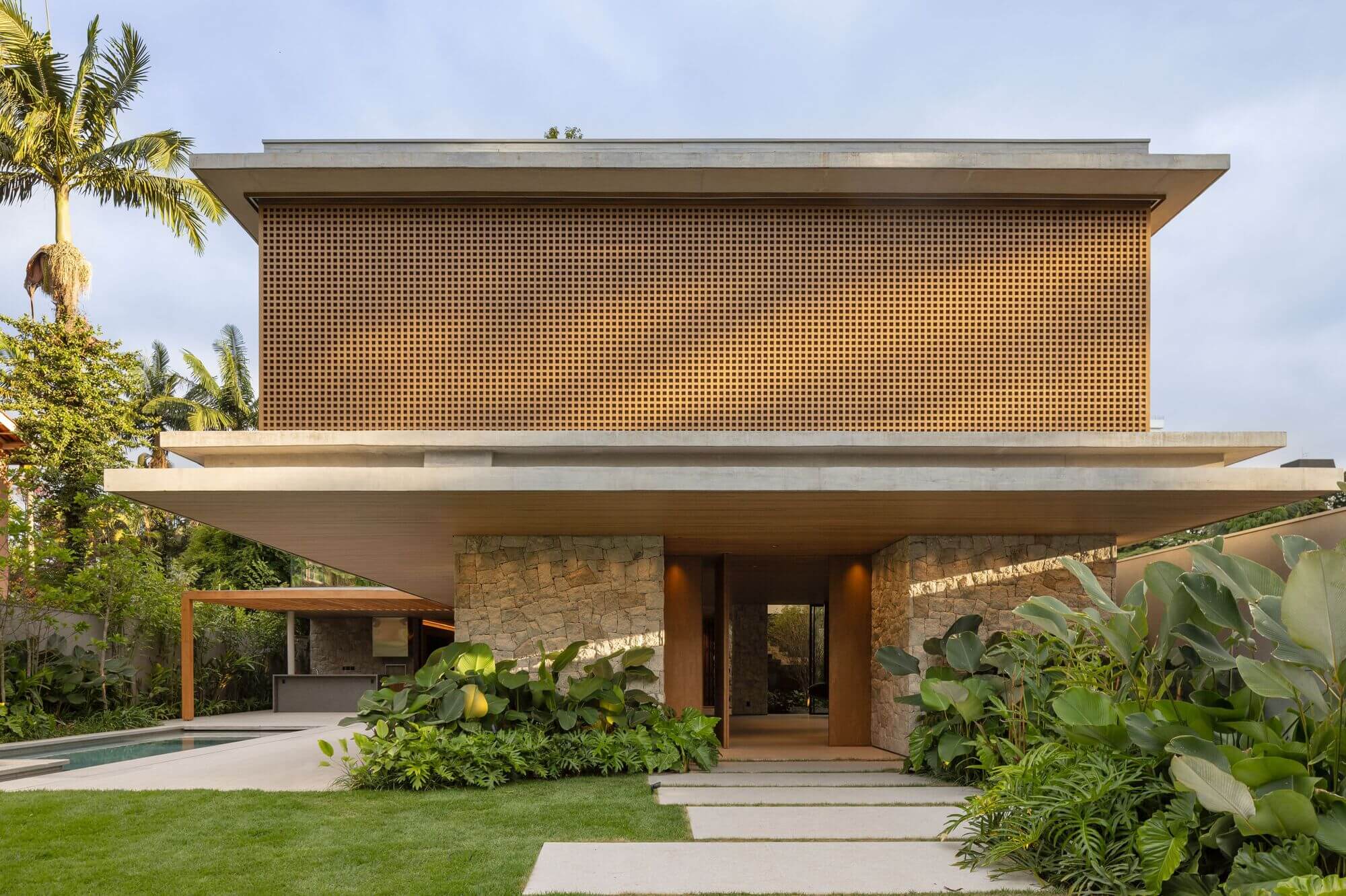 Europa House / Two Arquitetura