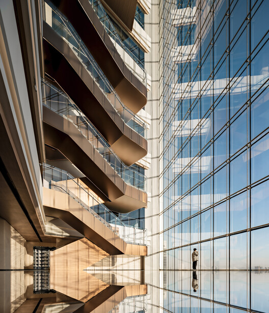 COFCO QIANHAI Innovation Center Office / Goettsch Partners - изображение 10 из 18