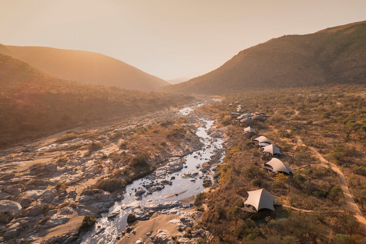 Madwaleni River Lodge / Luxury Frontiers - изображение 21 из 36