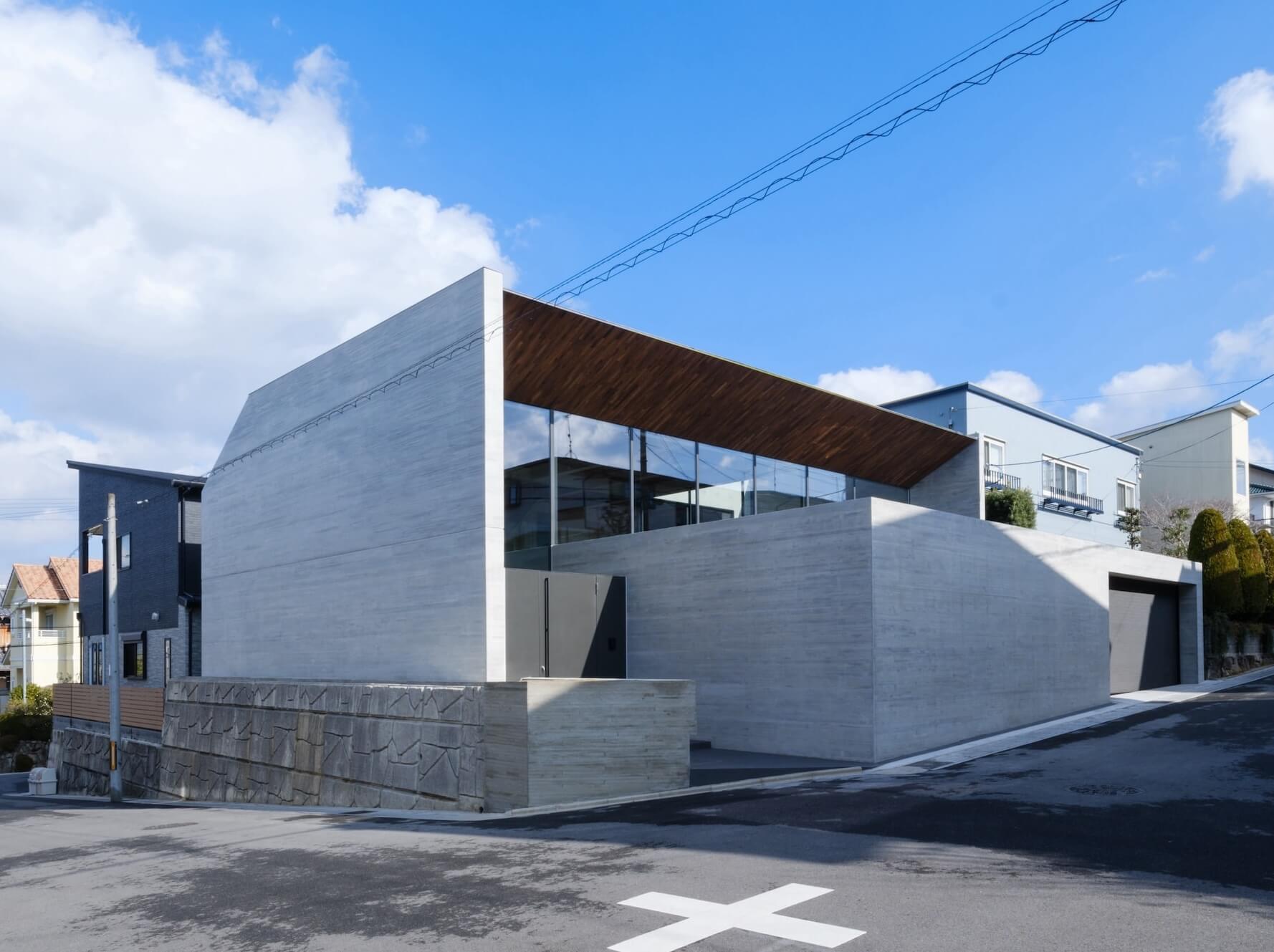 Element House / Apollo Architects & Associates