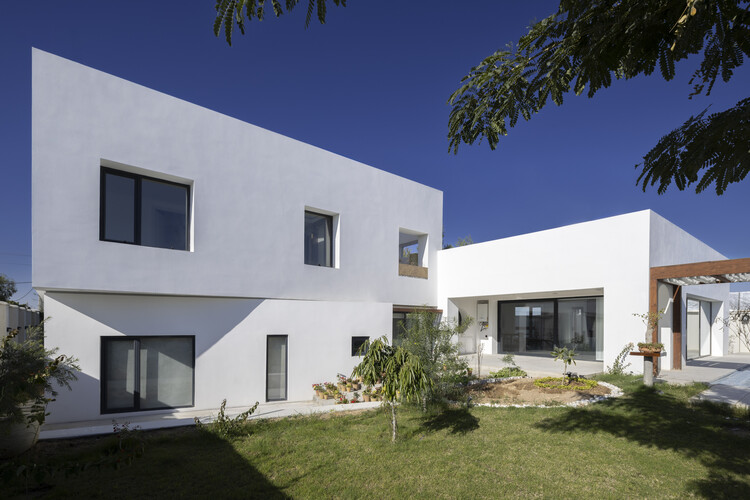 Villa 144 / Lin3rd Architects - Экстерьерная фотография, бетон, внутренний двор