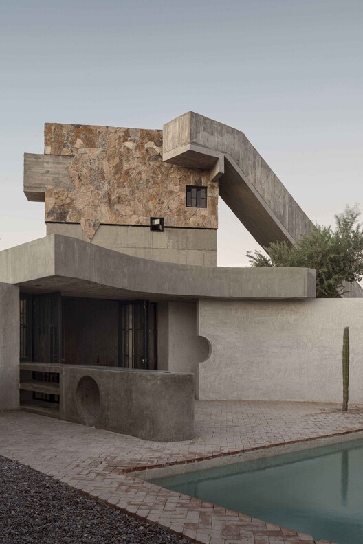 Casa La Paz / Ludwig Godefroy Architecture - изображение 3 из 21