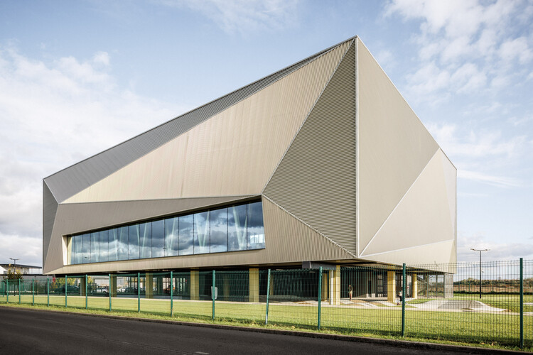 Nikola Karabatic Sports Complex / Atelier Aconcept - внешняя фотография