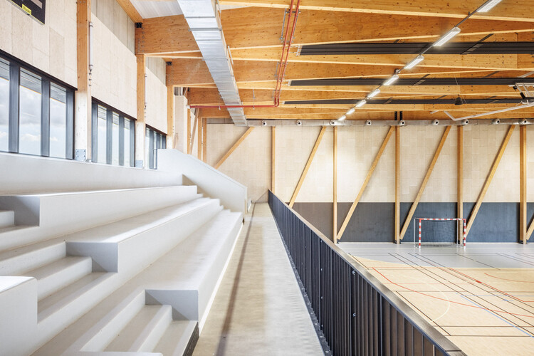 Nikola Karabatic Sports Complex / Atelier Aconcept - Интерьерная фотография, лестница, дерево, луч