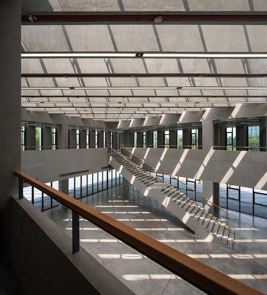 Yijia Building of Tongji University / Tjad Atelier L+ - изображение 20 из 42