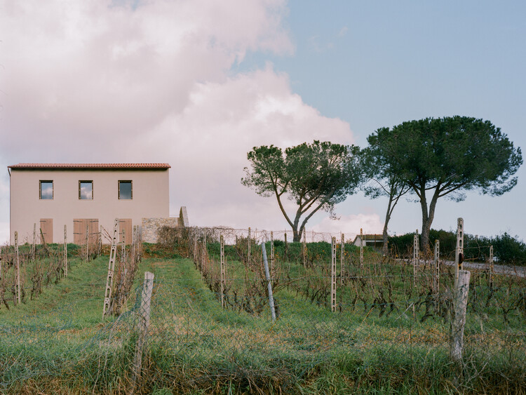 Ricupaglia Farmhouse / Presicci + Pantanella d'ettorre architetti - внешняя фотография