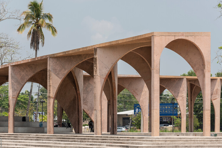 El Campestre Resrecreational Park Complex & Community Development Center / CCA Centro de Colaboración Arquitectónica + Bernardo Quinzaños - изображение 7 из 34
