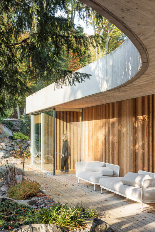 Banánka House / Pauliny Hovorka Architekti - внешняя фотография, бетон