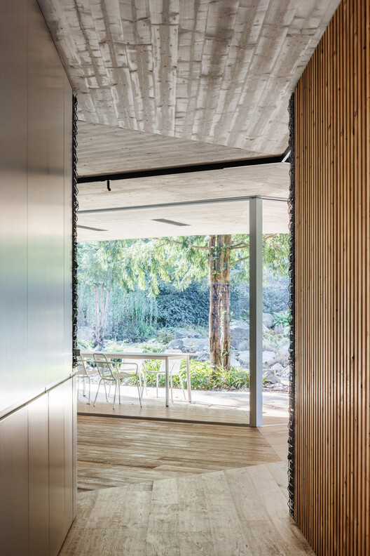 Banánka House / Pauliny Hovorka Architekti - Интерьерная фотография, древесина