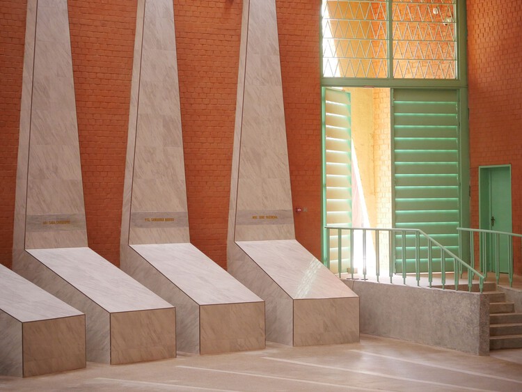 Thomas Sankara Mausoleum / Kere Architecture - изображение 6 из 11