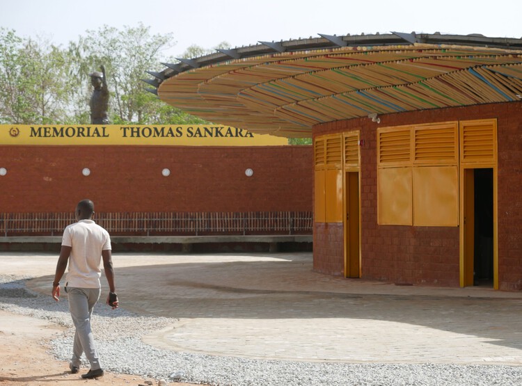 Thomas Sankara Mausoleum / Kere Architecture - изображение 5 из 11