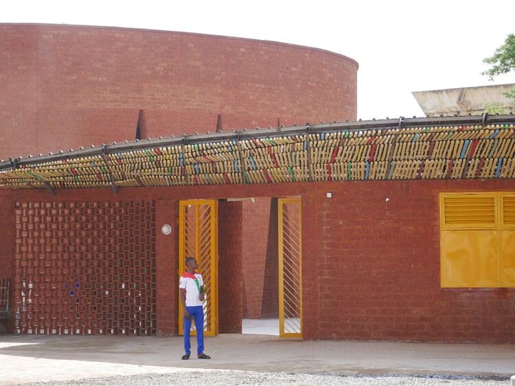 Thomas Sankara Mausoleum / Kere Architecture - внешняя фотография