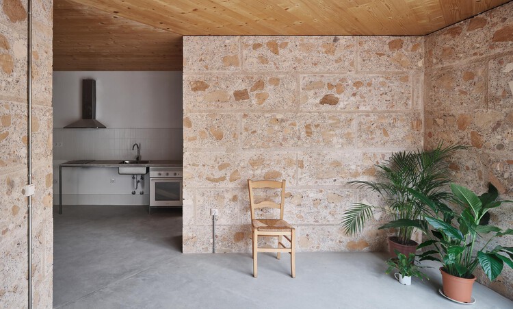Единицы социального жилья 2104 / Harquitectes - Interior Photography, Brick, Concrete
