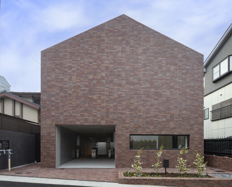 Sosho -kan в Киотской Университете искусств / Takeka Corporation - Exthere Photography, Brick