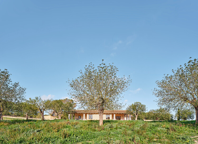 CAS Sestdors / Miel Arquitectos - изображение 8 из 29