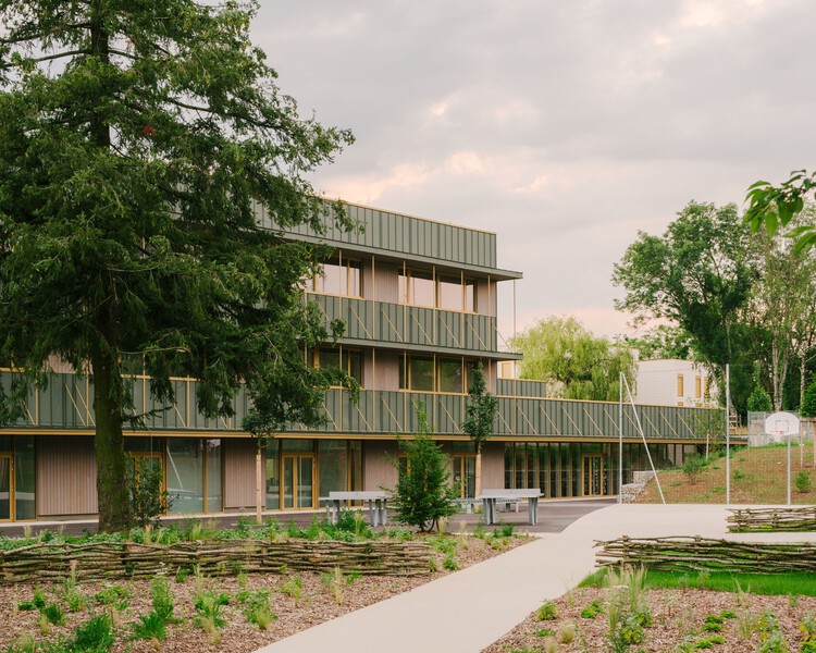 Реконструкция средней школы Maryse Bastié / Tectoniques Architects - изображение 15 из 28