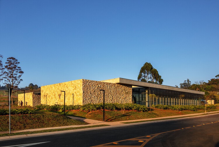 Tamboré Club / DMDV Arquitetos - изображение 27 из 37