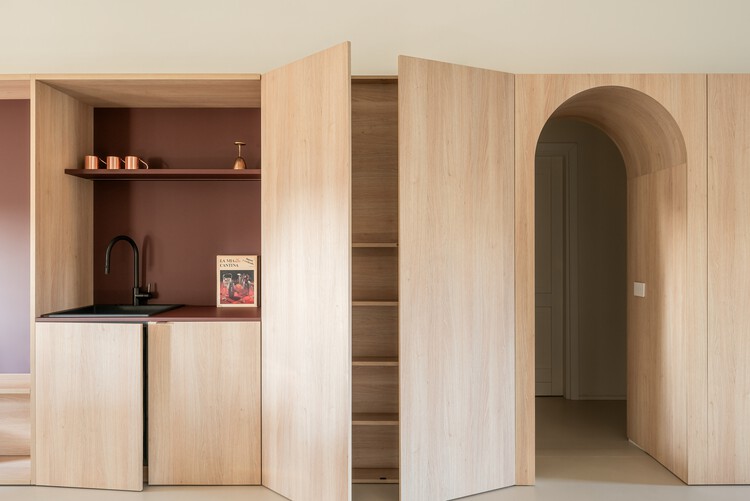Villa il bel canto / clab architettura - Интерьерная фотография, шкаф, лес