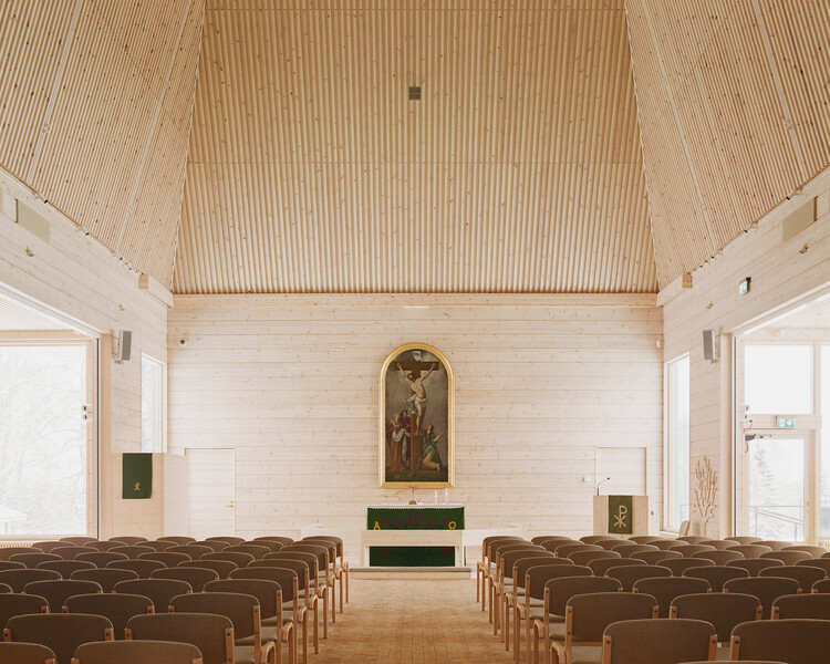 Kiihtelysvaara Church / Luo Architects - изображение 4 из 25