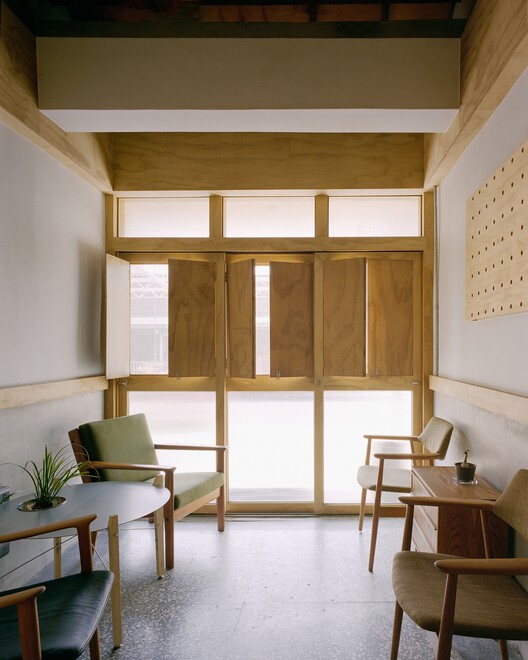 Hald Day House / Cabinet YFY - Интерьерная фотография, столовая, дерево