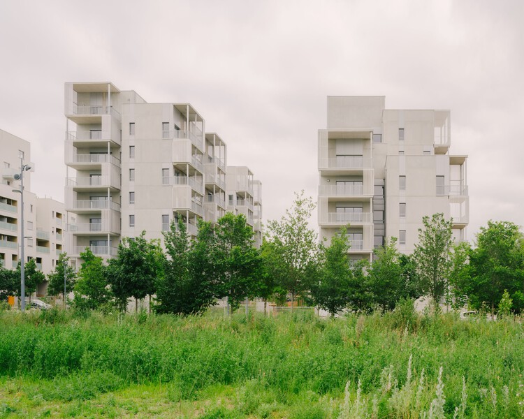 Parilly 116 Housing Units / Tectoniques + BBC & Associés - Экстерьерная фотография, балкон