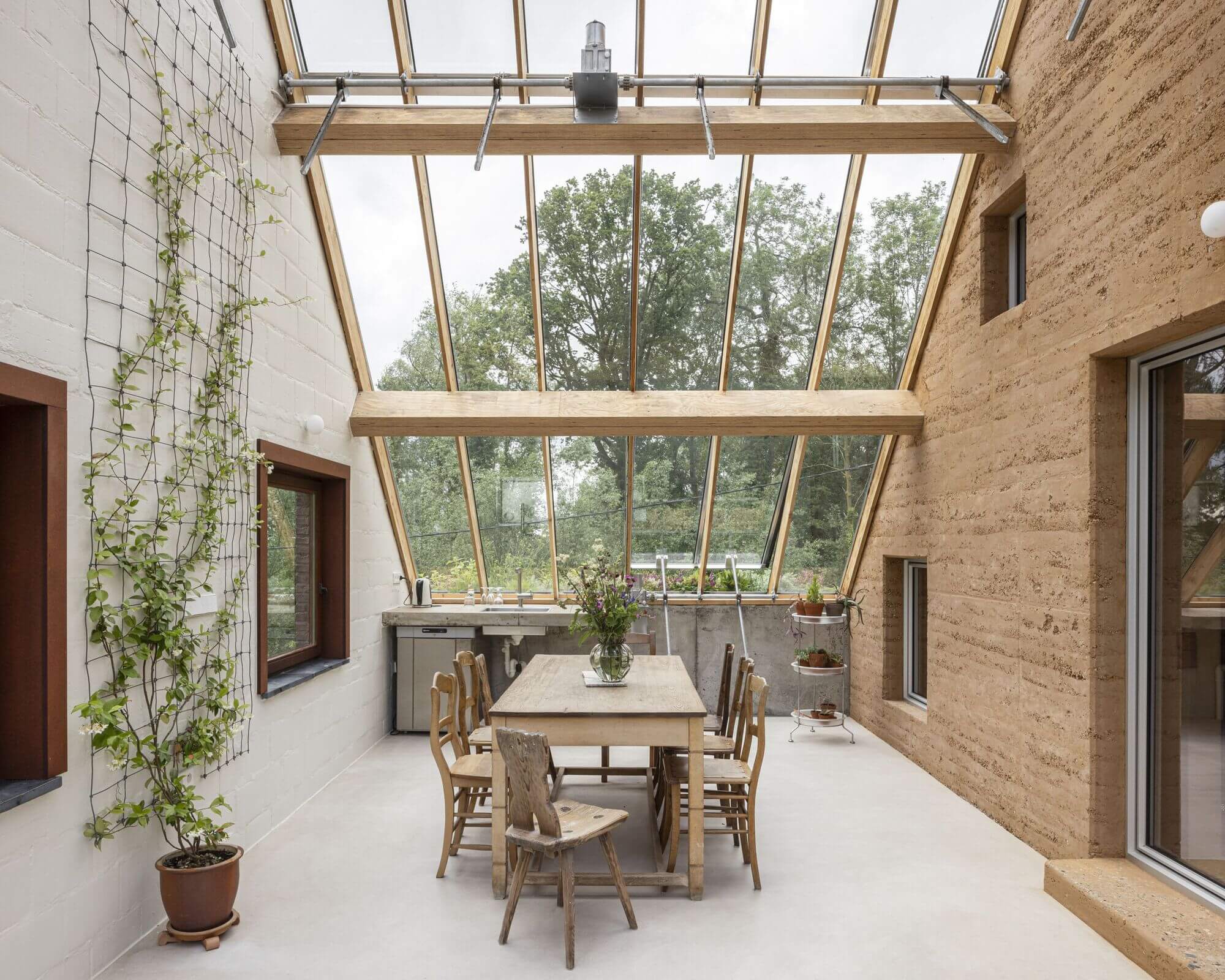 Omloop Farmhouse / Hé! архитектор