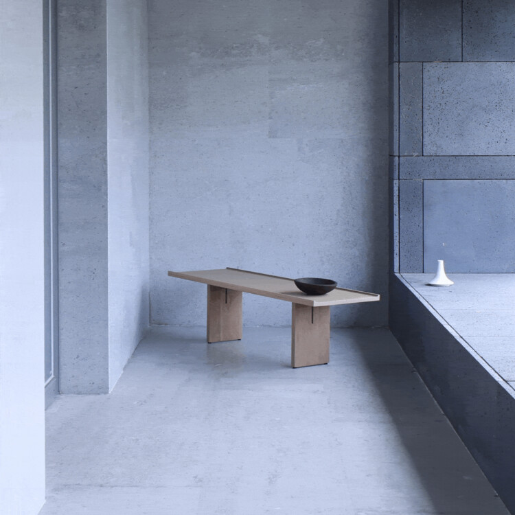 Sunlight Courtyard, входное лобби в офисе дизайна Aranya / Shisuo - Интерьерная фотография, бетон